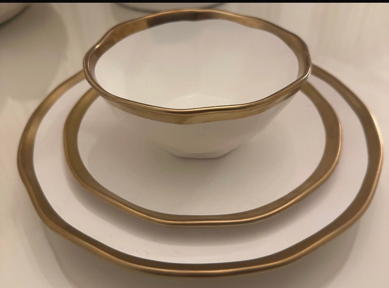 Bricard Porselein Servies - Wit met Gouden Rand BIEDEN, Overige merken, Klassiek, Ophalen of Verzenden, Zo goed als nieuw