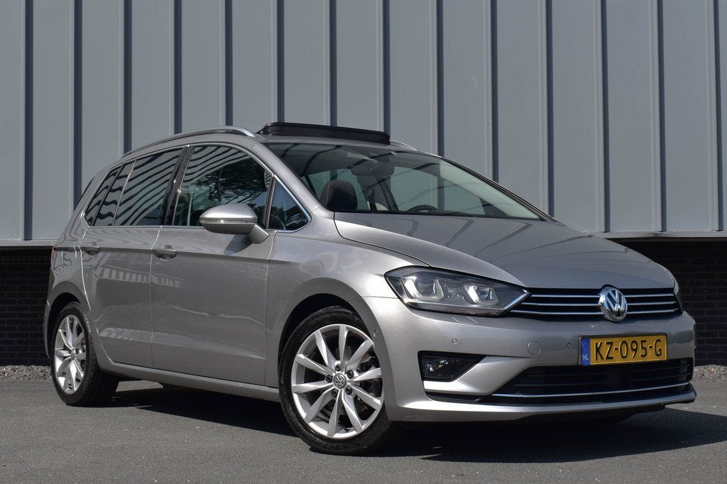 Volkswagen Golf Sportsvan 1.4 TSI Highline | Pano | ACC | Ca, Auto's, Volkswagen, Gebruikt, Zwart, 150 pk, Alcantara