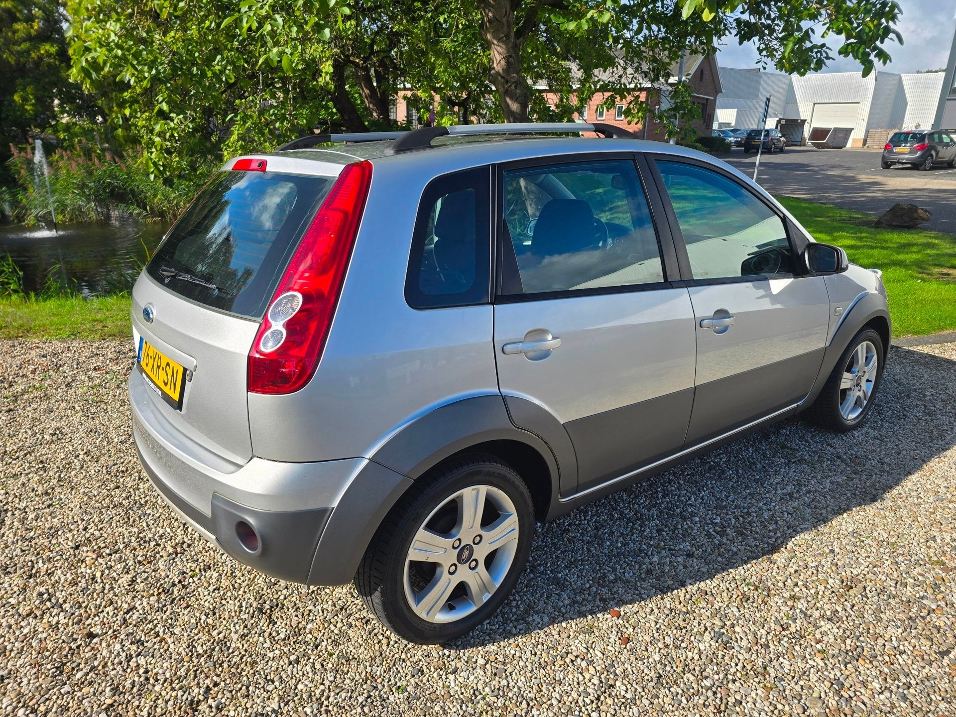 Ford Fiesta 1.4-16V Crossroad 5-deurs Airco, Voorwielaandrijving, 4 cilinders, Origineel Nederlands, Handgeschakeld