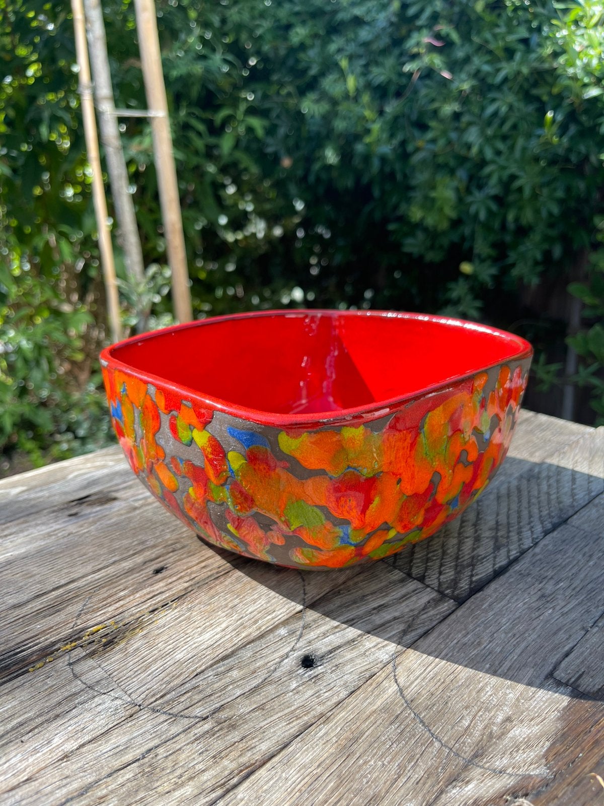 Portugese hand geschilderde schaal, 9 cm, Handgemaakt, Ophalen of Verzenden, Rood
