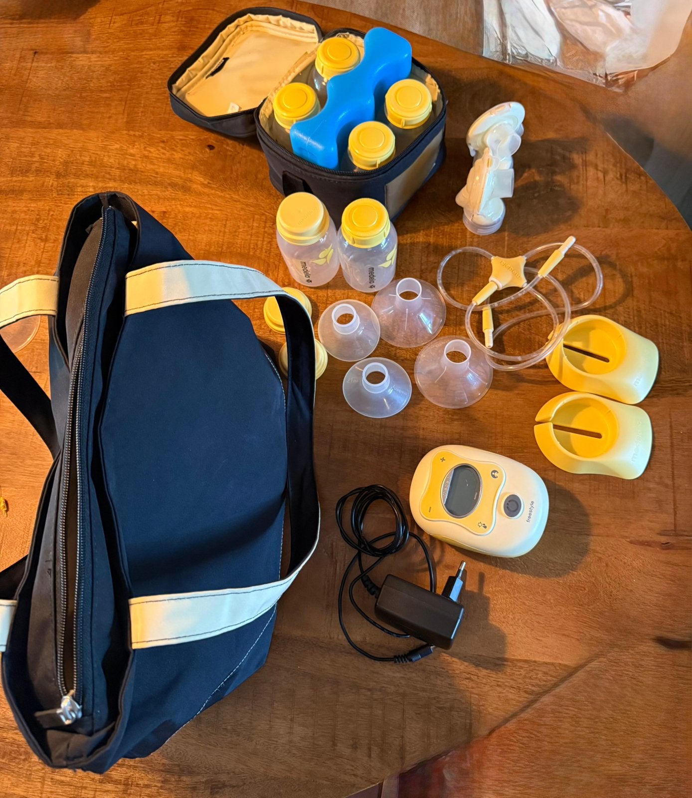 Medela freestyle compleet, Gebruikt, Inclusief tas, Medela, Borstkolf