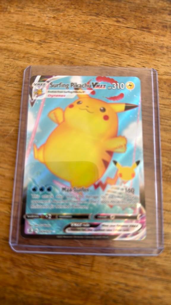 Pokémon Surfing Pikachu VMAX 310/202 VMAX Kaart, Ophalen of Verzenden, Zo goed als nieuw, Losse kaart