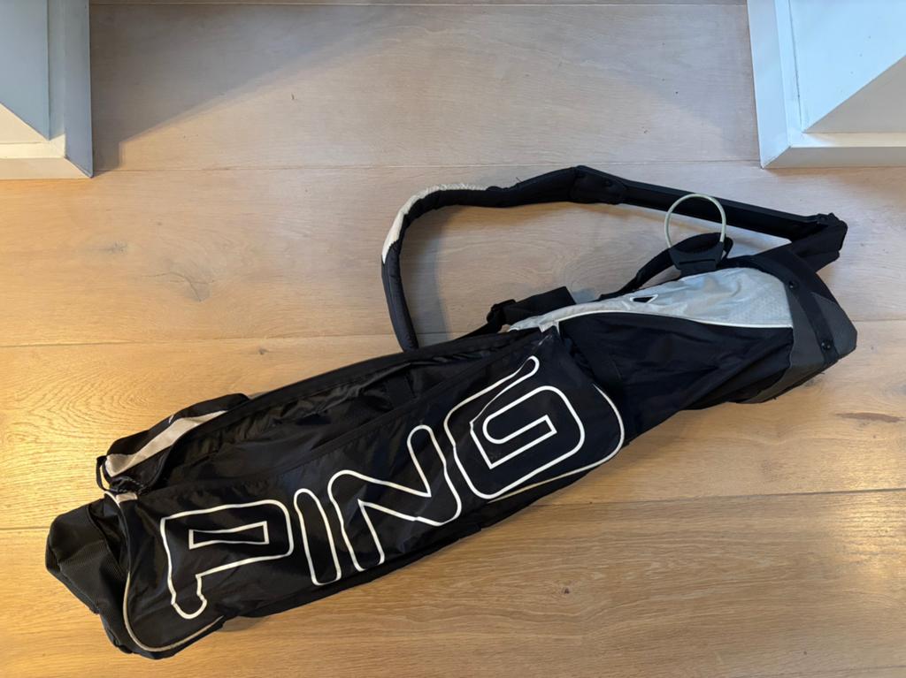 Ping golftas/ carrybag, Sport en Fitness, Golf, Ophalen, Zo goed als nieuw, Tas, Ping