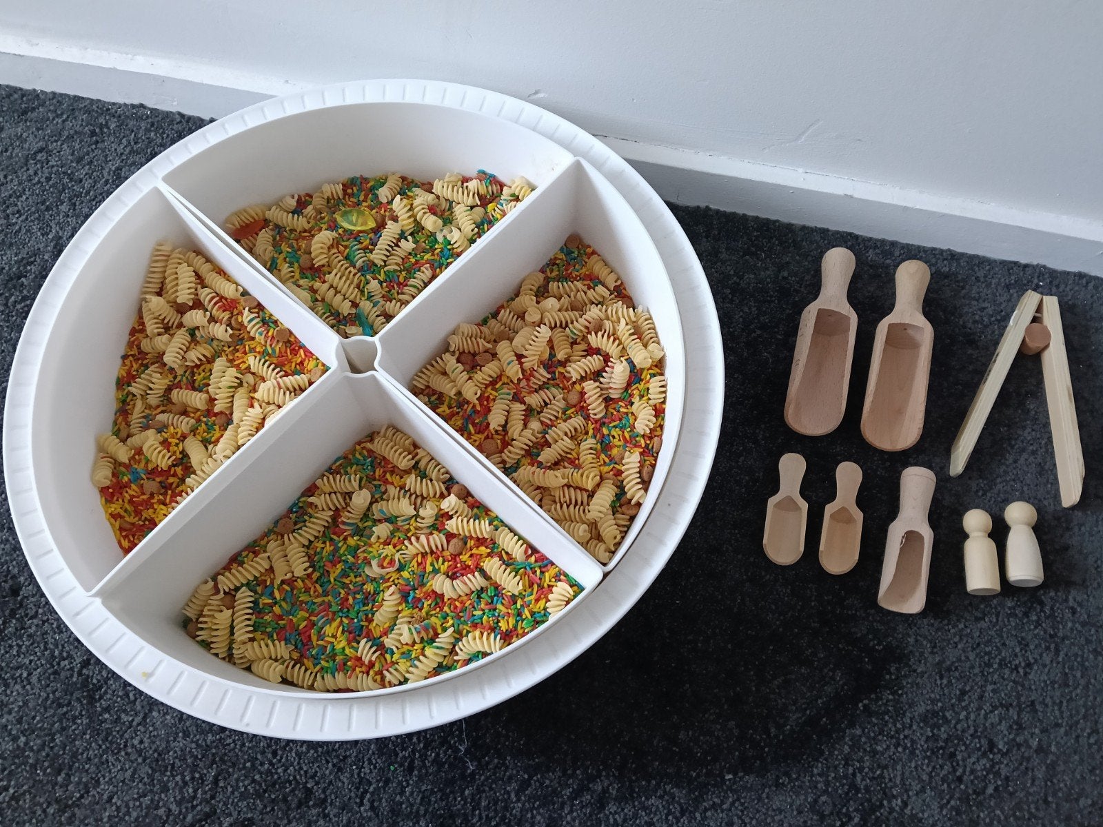 Sensorische speelset met pasta en houten gereedschap, Ophalen, Zo goed als nieuw, Overige typen