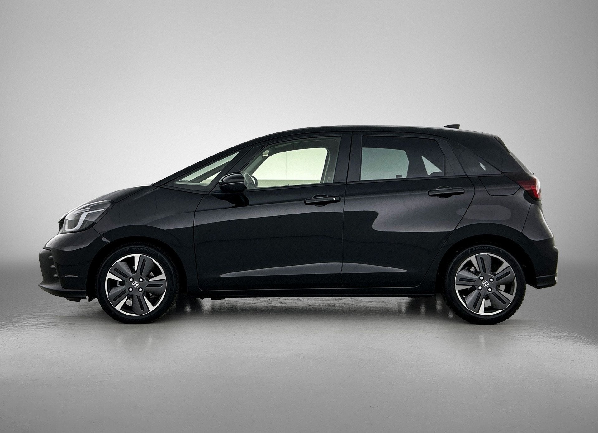Honda Jazz 1.5 e:HEV Advance, 4 seizoenen banden, navigatie, 12 maanden, 4 cilinders, Leder en Stof, Bedrijf