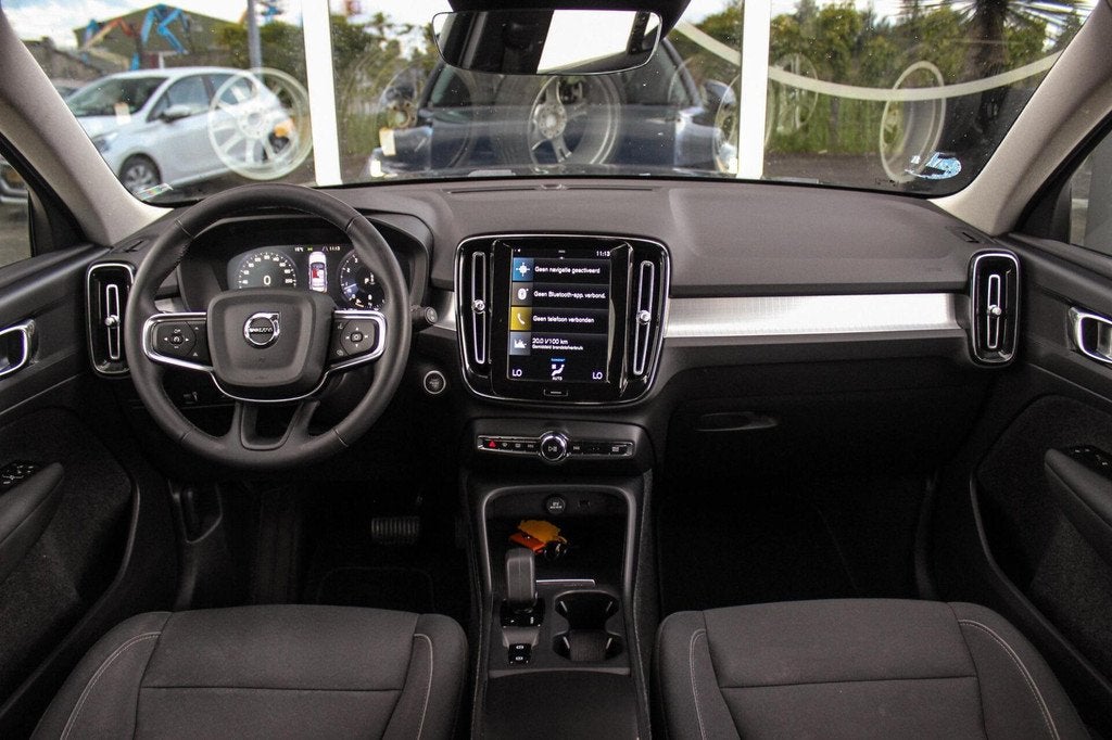 Volvo XC40 2.0 B3 Momentum | 2e eigenaar | NL auto | Cruise, Auto's, Volvo, Gebruikt, 4 cilinders, 1969 cc, Blauw