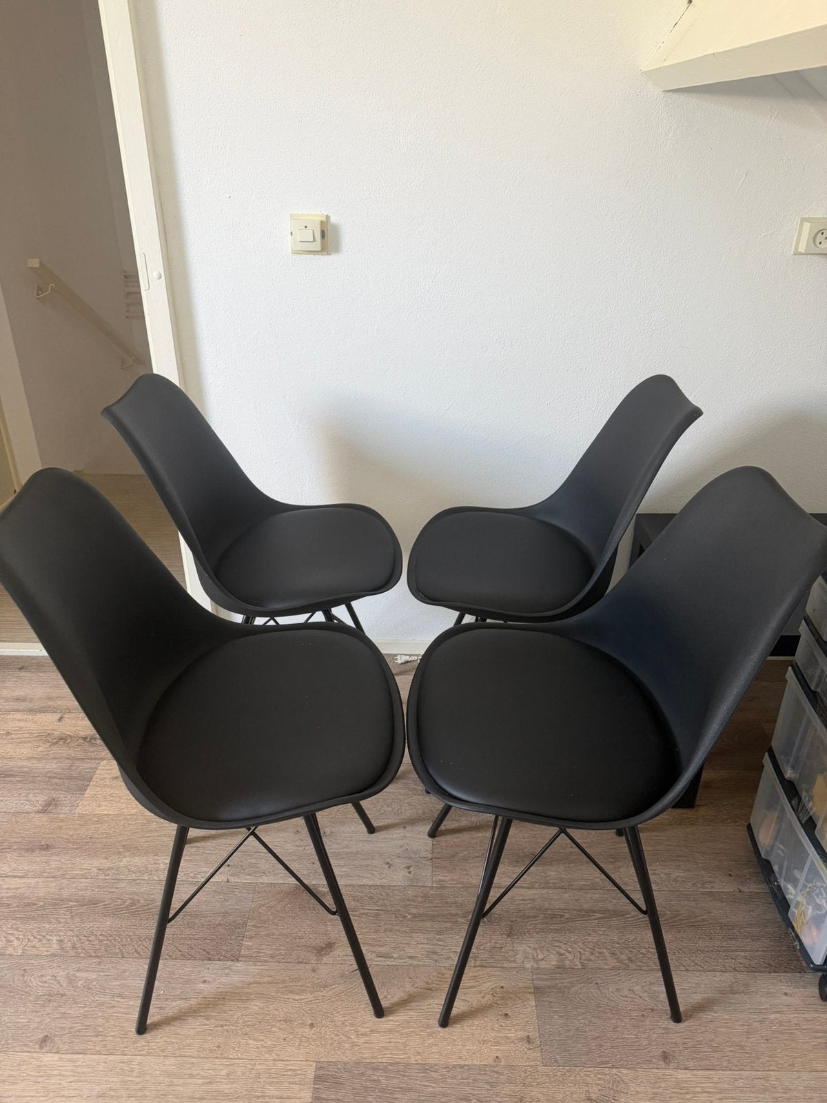 4 eetkamerstoelen, Ophalen, Zo goed als nieuw, Zwart, Vijf, Zes of meer stoelen
