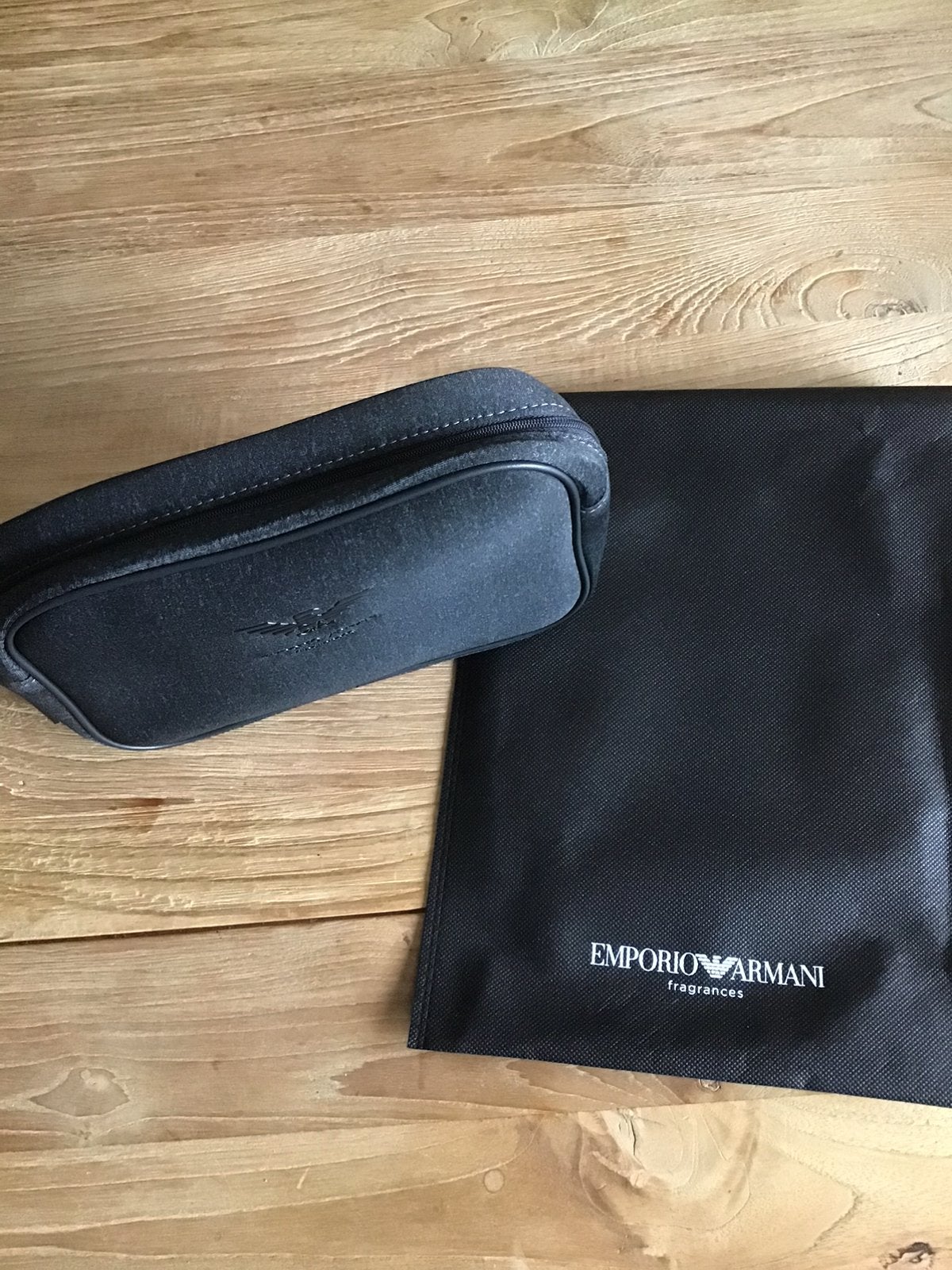 Emporio Armani toilettas, Sieraden, Tassen en Uiterlijk, Ophalen of Verzenden, Nieuw, Grijs, Heer