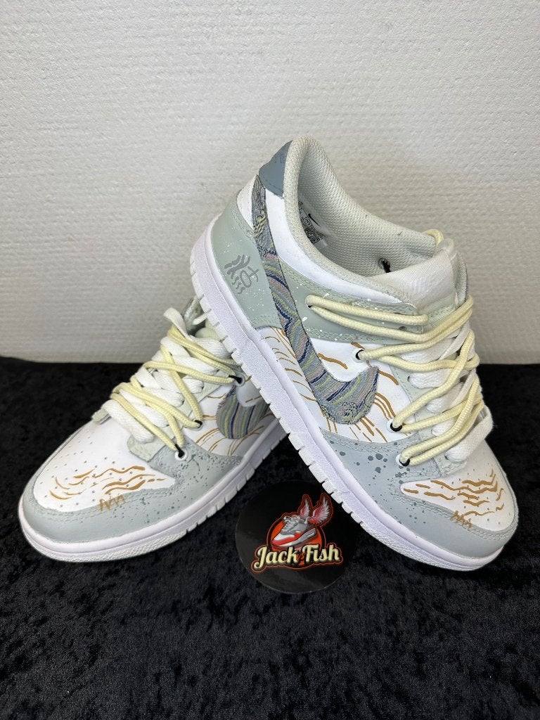 Nike Dunk low waves of the forest - size 38,5, Kleding | Heren, Overige kleuren, Nieuw, NIKE, Ophalen of Verzenden
