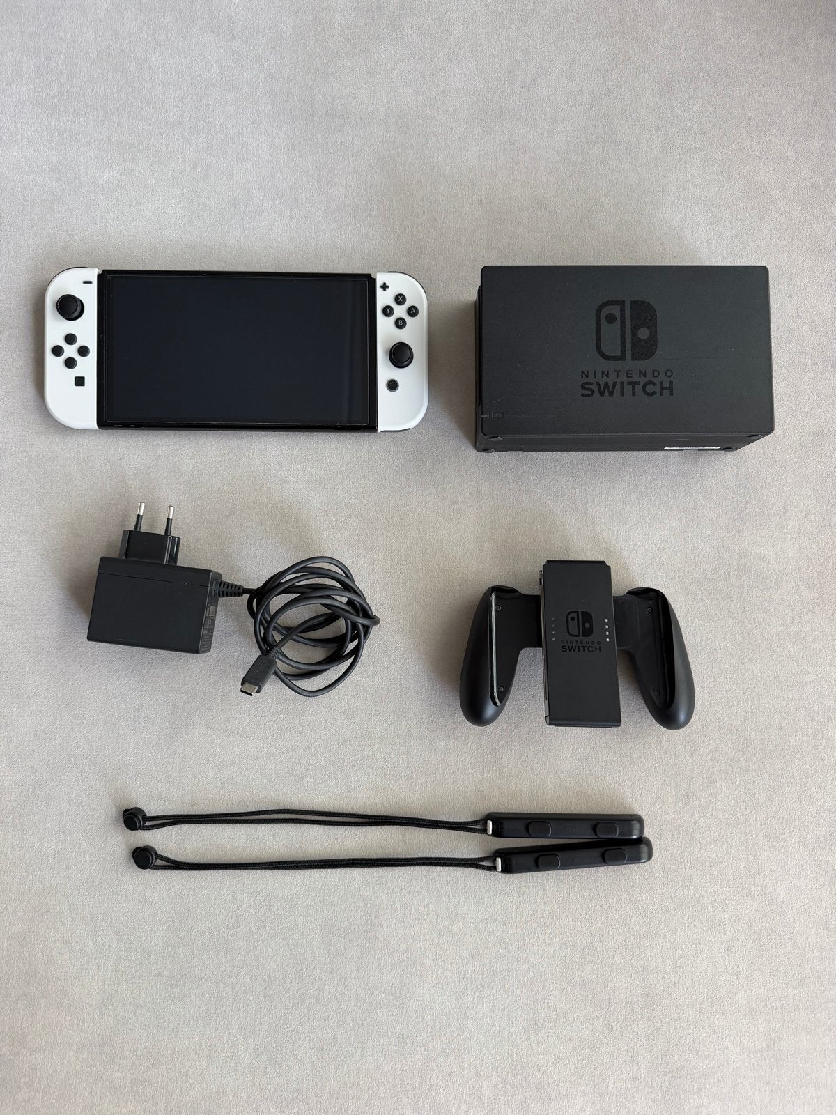 Nintendo Switch OLED - Zo goed als nieuw met accessoires, Overige genres, 1 speler, Ophalen of Verzenden, Zo goed als nieuw
