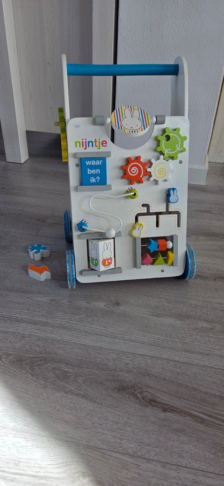 Nijntje Houten Loopwagen met Activiteitenpaneel, Kinderen en Baby's, Ophalen, Gebruikt, Overige typen