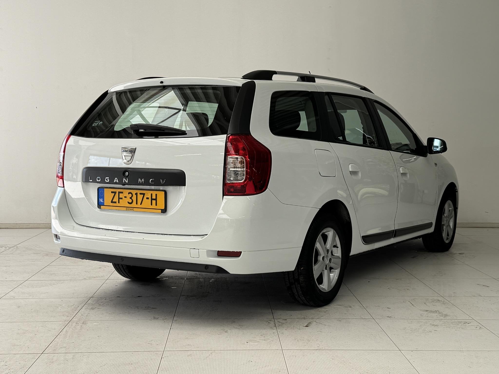Dacia Logan MCV 0.9 TCe Laureate | Navigatie | Camera | Crui, 898 cc, Stof, Met garantie (alle), Origineel Nederlands