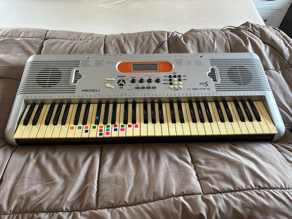 Goedwerkende Medeli M5 DSP Touch keyboard, Ophalen, Gebruikt, 61 toetsen, Medeli