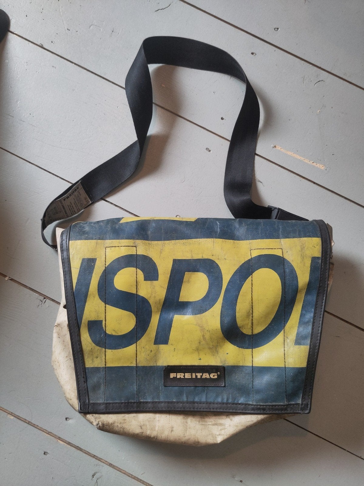 Freitag F41 Hawaii Five-O Schoudertas - Geel/Blauw, Ophalen of Verzenden, Gebruikt, Geel, Schoudertasje