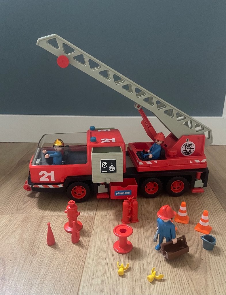 Playmobil brandweerwagen vintage. Grootte: 40x14cm, Kinderen en Baby's, Ophalen, Gebruikt