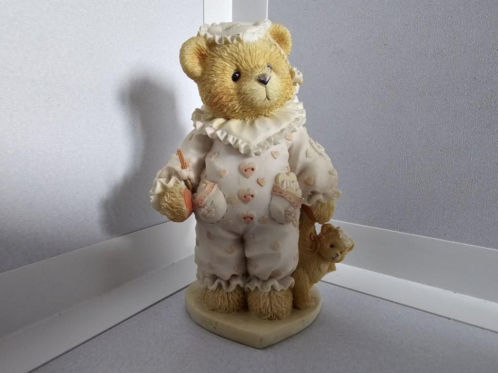 Origineel staand beertje van Priscilla Hillman, Verzamelen, Beren en Cherished Teddies, Ophalen of Verzenden, Nieuw, Beeldje, Overige merken