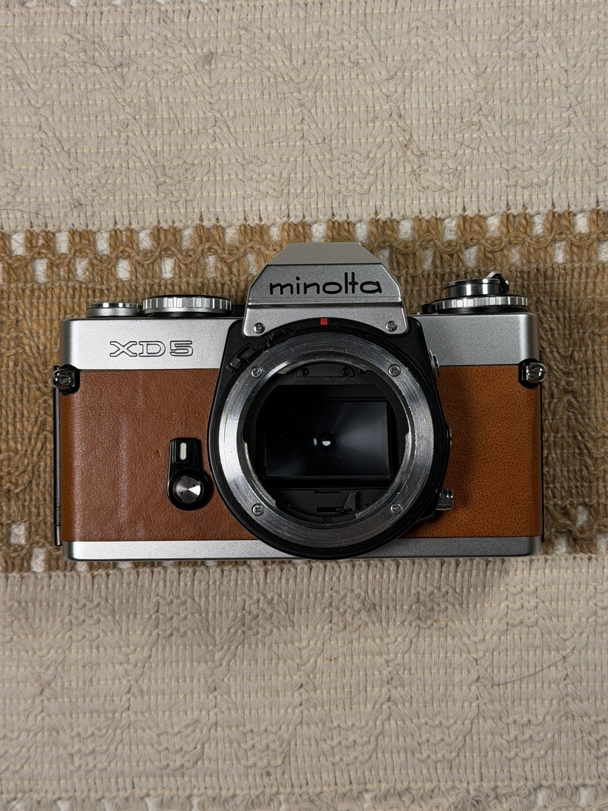Minolta XD-5 - nieuw leer, Audio, Tv en Foto, Fotocamera's Analoog, Ophalen of Verzenden, Gebruikt, Spiegelreflex, Minolta