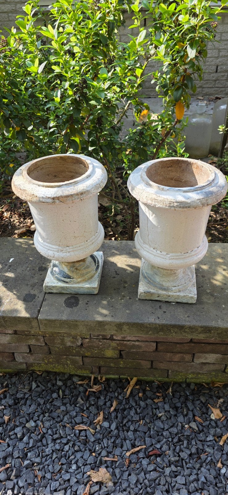 Set van 2 stenen bloempotten, hoogte 30 cm, Ophalen, Gebruikt