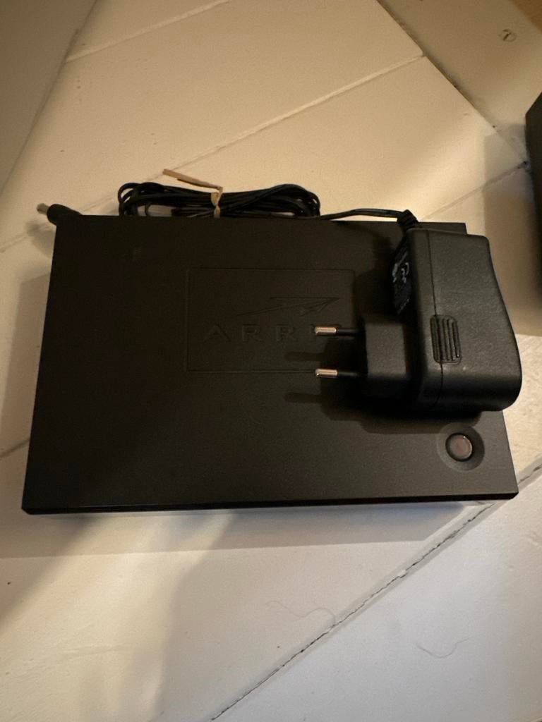 Arris Decoder Kastje, Audio, Tv en Foto, Ophalen of Verzenden, Nieuw, Decoder