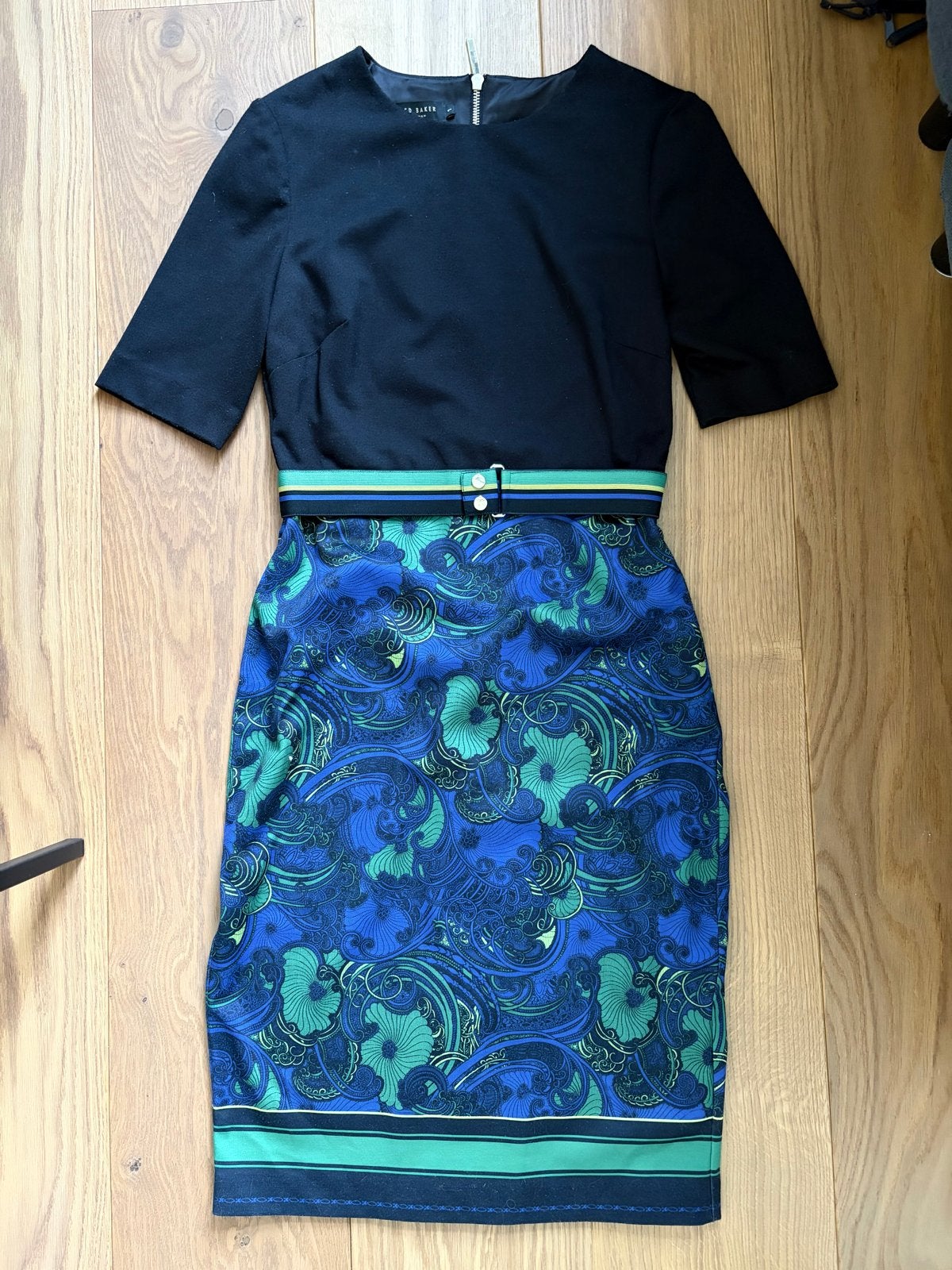 Ted Baker jurk maat 36 (1) met print en riem, Zwart, Ophalen of Verzenden, Knielengte, Maat 36 (S)