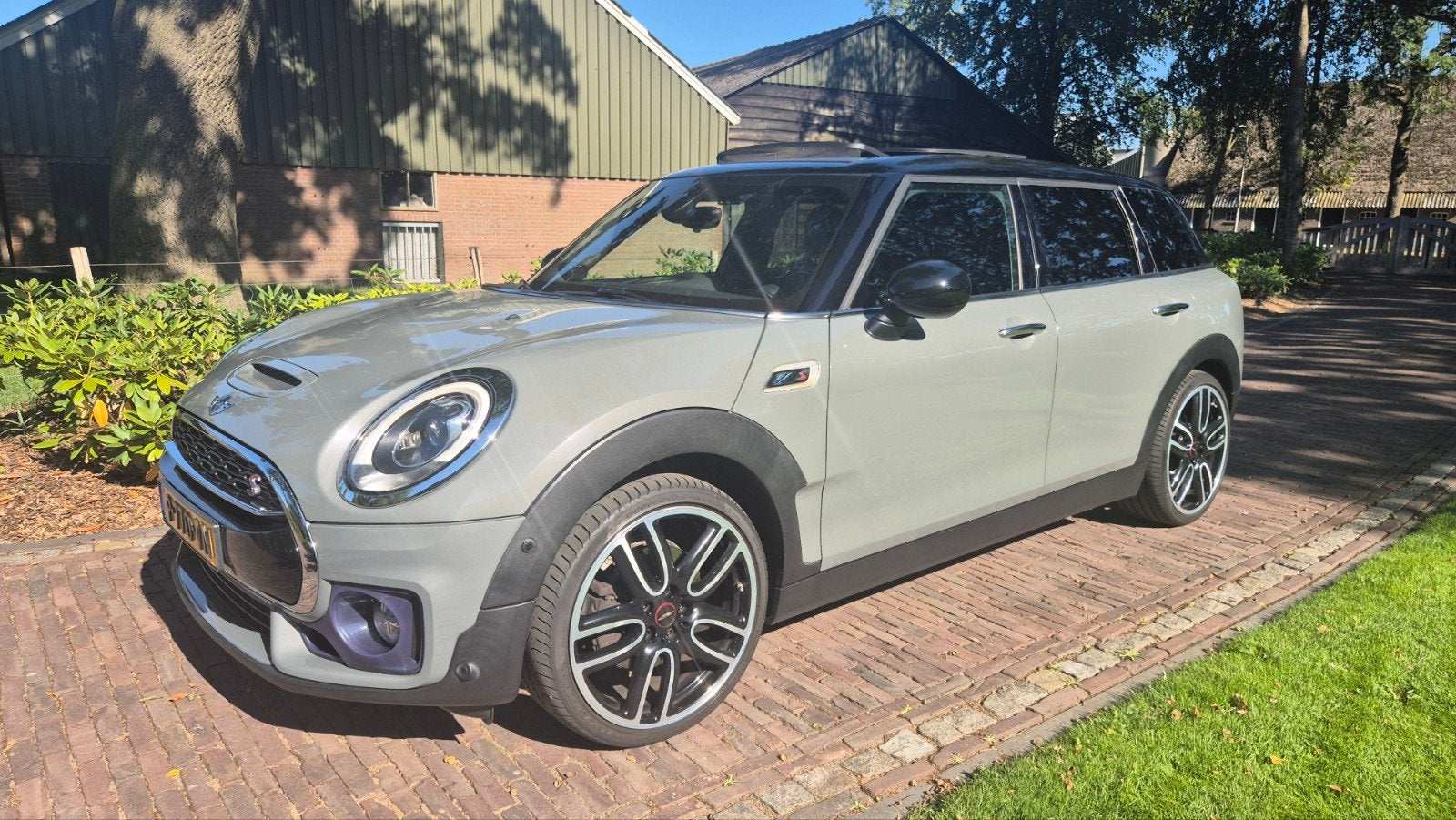 MINI Clubman 2.0 Cooper S Chili JCW-uitvoering, 1998 cc, Clubman, 1365 kg, 17 km/l