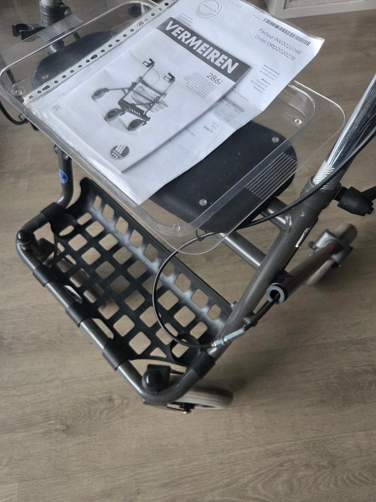 rollator (tevens transportstoel) mobinova, Ophalen, Gebruikt