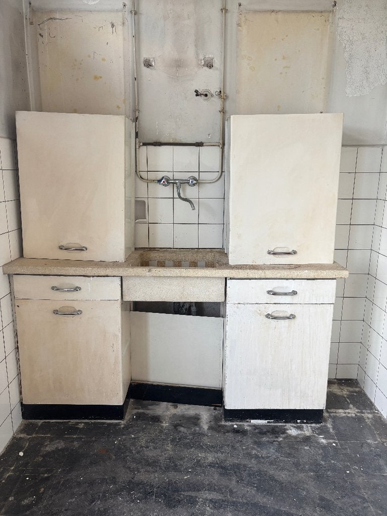 Originele Keller keuken uit de jaren 60, Ophalen, Gebruikt, Wit, Graniet of Steen
