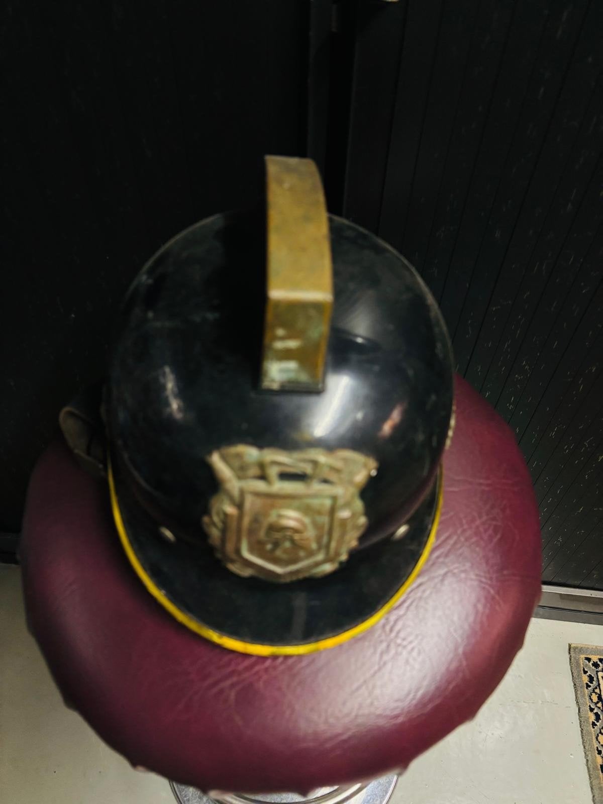 Oude brandweerhelm - Vintage brandweer uitrusting, Ophalen of Verzenden