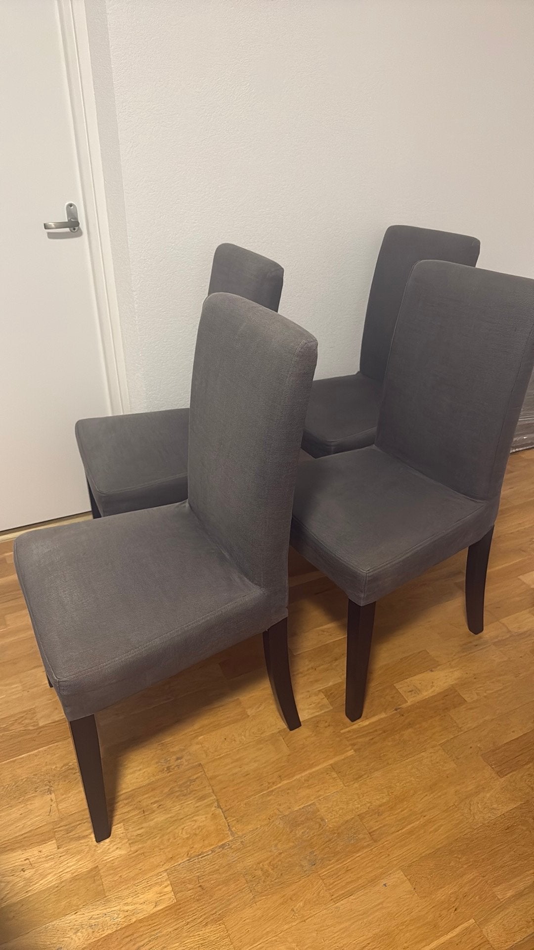 Zo goed als nieuw. IKEA Henriksdal stoelen. 4 stuks, Ophalen, Zo goed als nieuw, Grijs, Vier