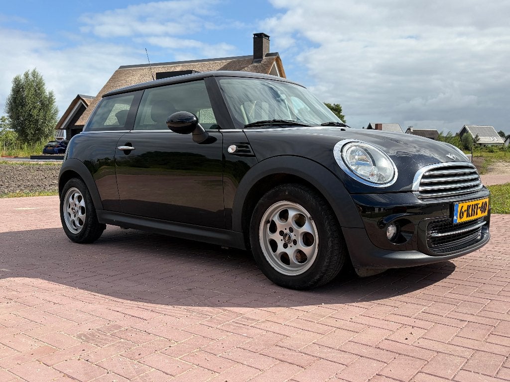 Mini Cooper -  in prijs verlaagd - 2012 - 75 dzd km, Voorwielaandrijving, Stof, 40 €/maand, 4 cilinders