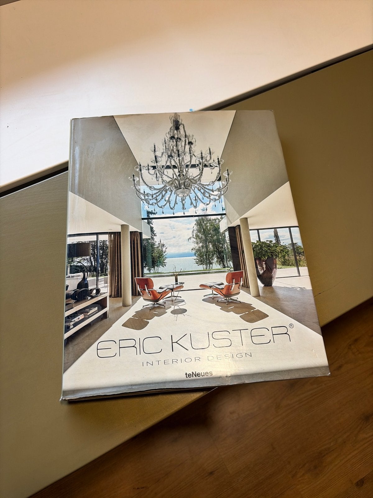 Eric Kuster Interior Design Boek - teNeues, Boeken, Ophalen, Zo goed als nieuw, Interieur en Design