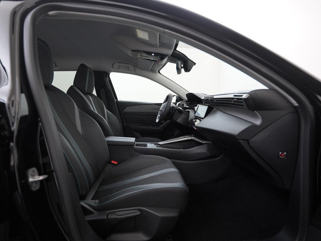 Peugeot 408 1.2 Hybrid 145 e-DCS6 Allure | Head-up display |, Auto's, Peugeot, Gebruikt, Euro 6, 1199 cc, Leder en Stof