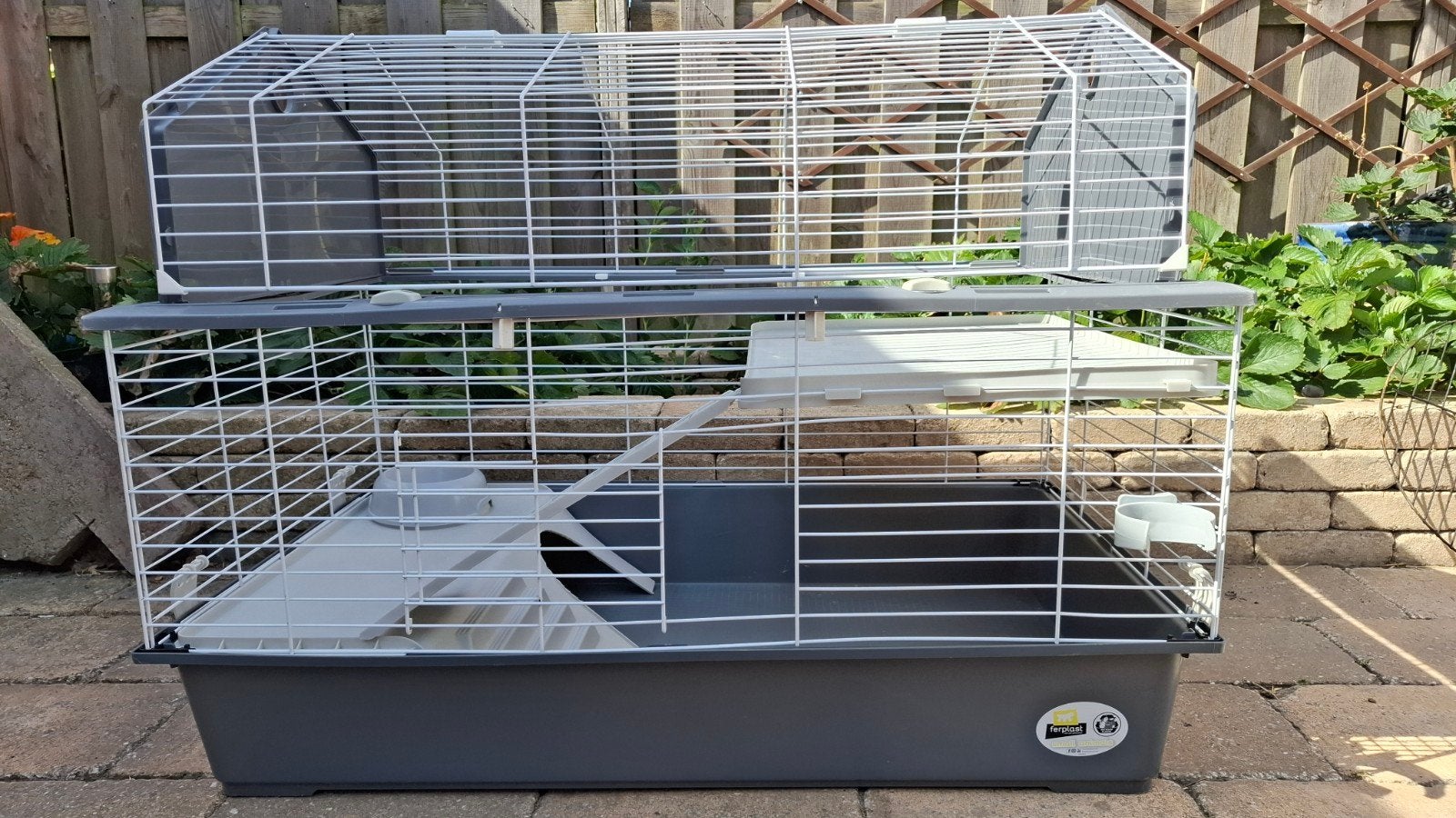 Ferplast Barn 100 cavia-/konijnenkooi,incl.houtvezel en hooi, Dieren en Toebehoren, Knaagdieren en Konijnen | Toebehoren, Ophalen
