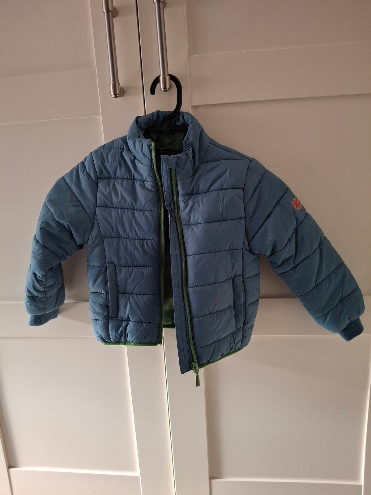 jongensjackje maat 98/104 van Hema, Ophalen of Verzenden, Zo goed als nieuw, Jas