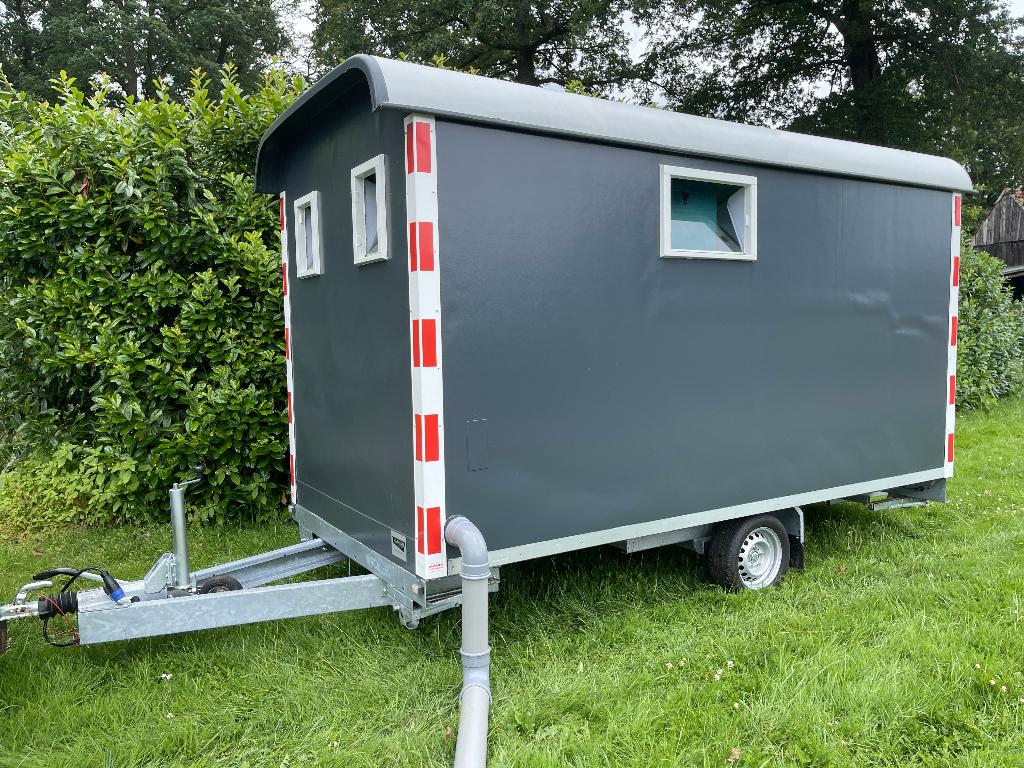 Te huur moderne toiletwagen., Ophalen, Zo goed als nieuw, Overige