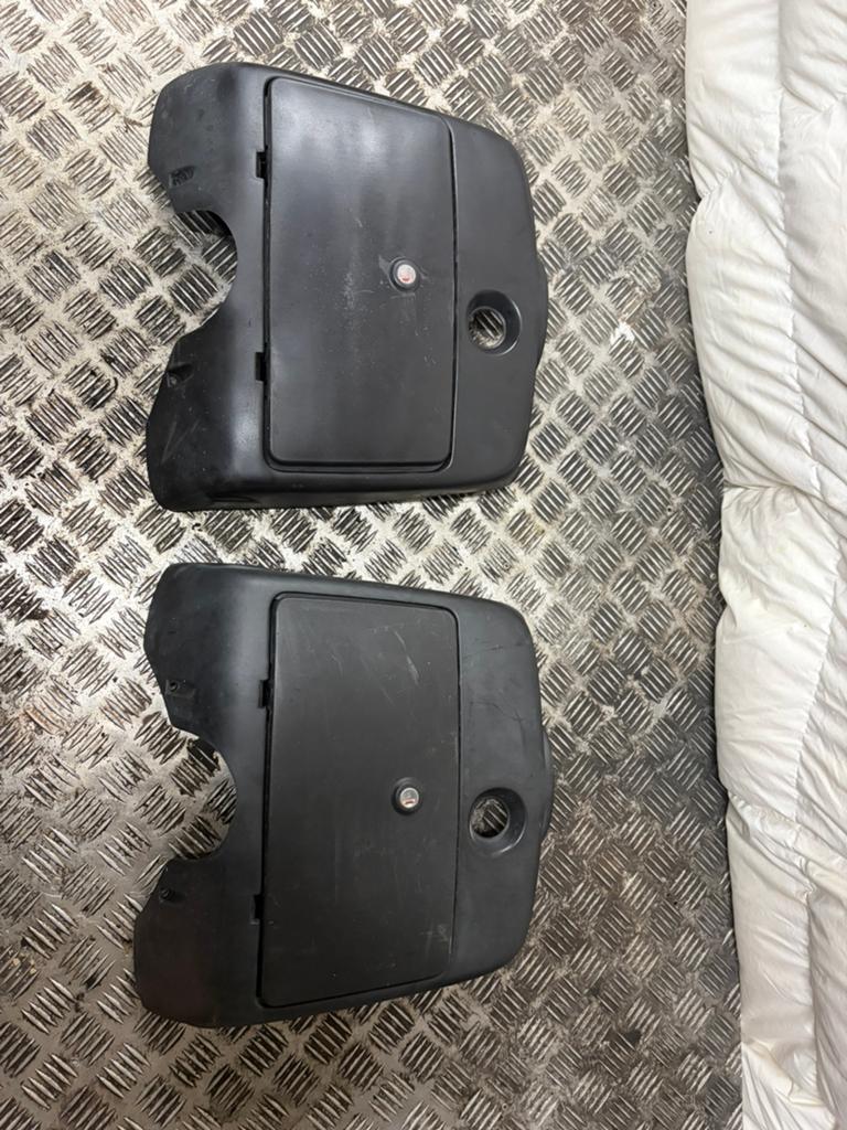 piaggio zip type 1/2/3 fastrider handschoenenvakje, Ophalen