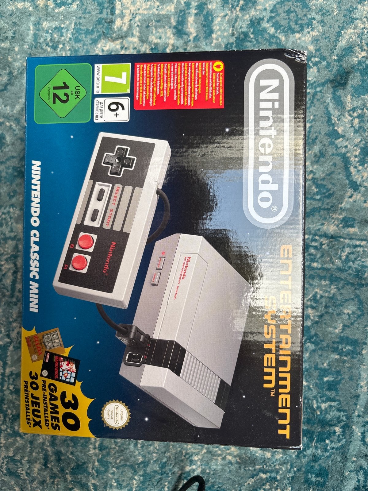 Nintendo Classic Mini NES - 30 Voorgeïnstalleerde Games, Ophalen, Zo goed als nieuw, Met 1 controller, Met games