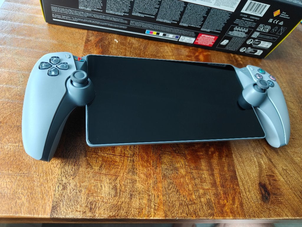 Foto 3 van Sony PlayStation Portal – 30th Anniversary Limited Edition