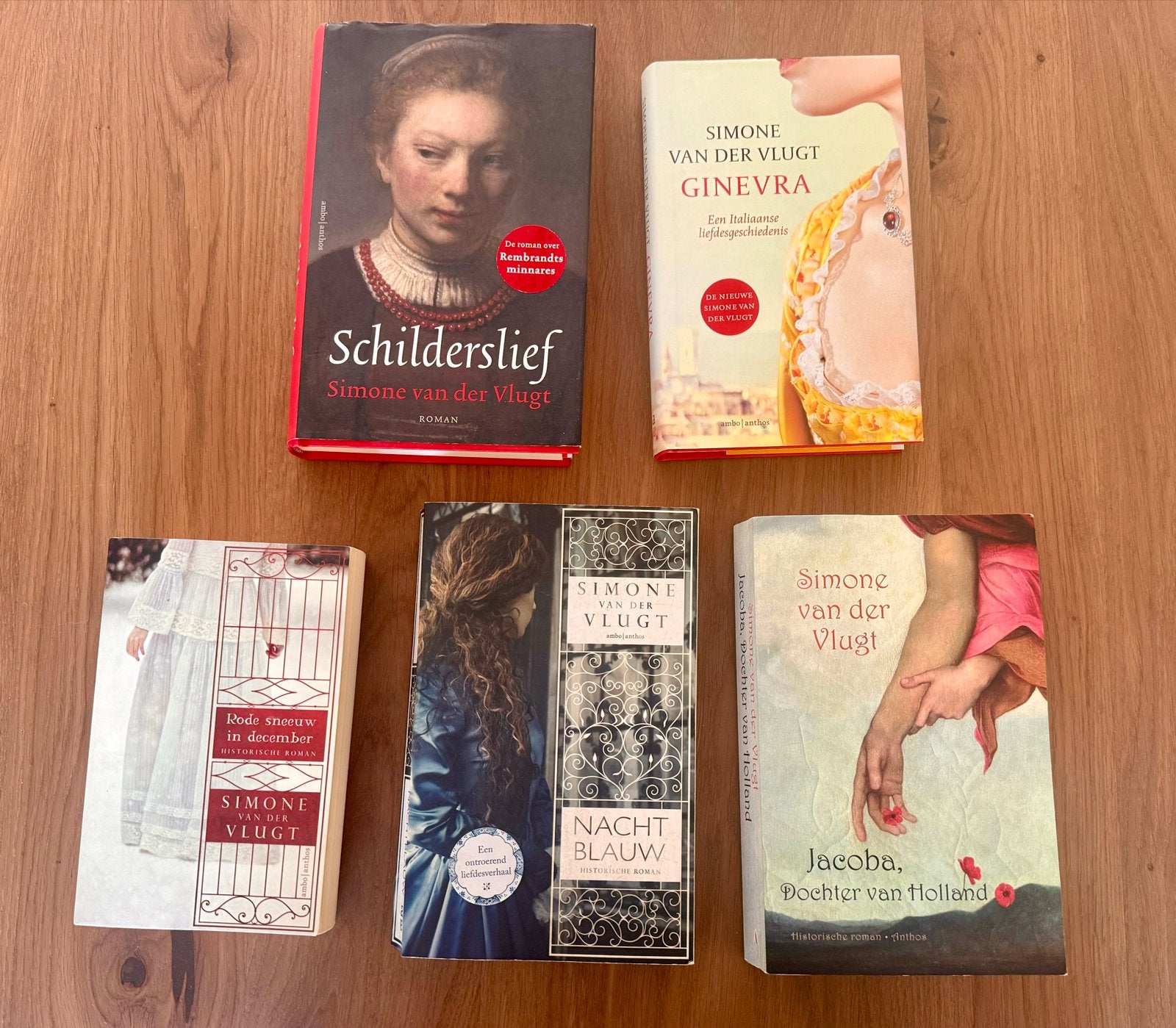 5 historische romans van Simone van der Vlugt, Ophalen of Verzenden, Gelezen, Nederland