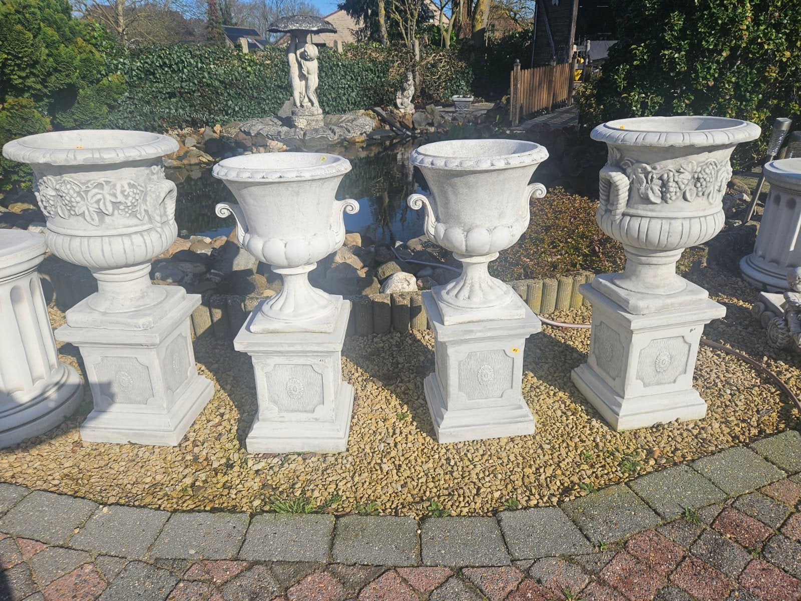 Groot assortiment bloempotten en tuinvazen met zuil, Tuin en Terras, Ophalen of Verzenden, Nieuw