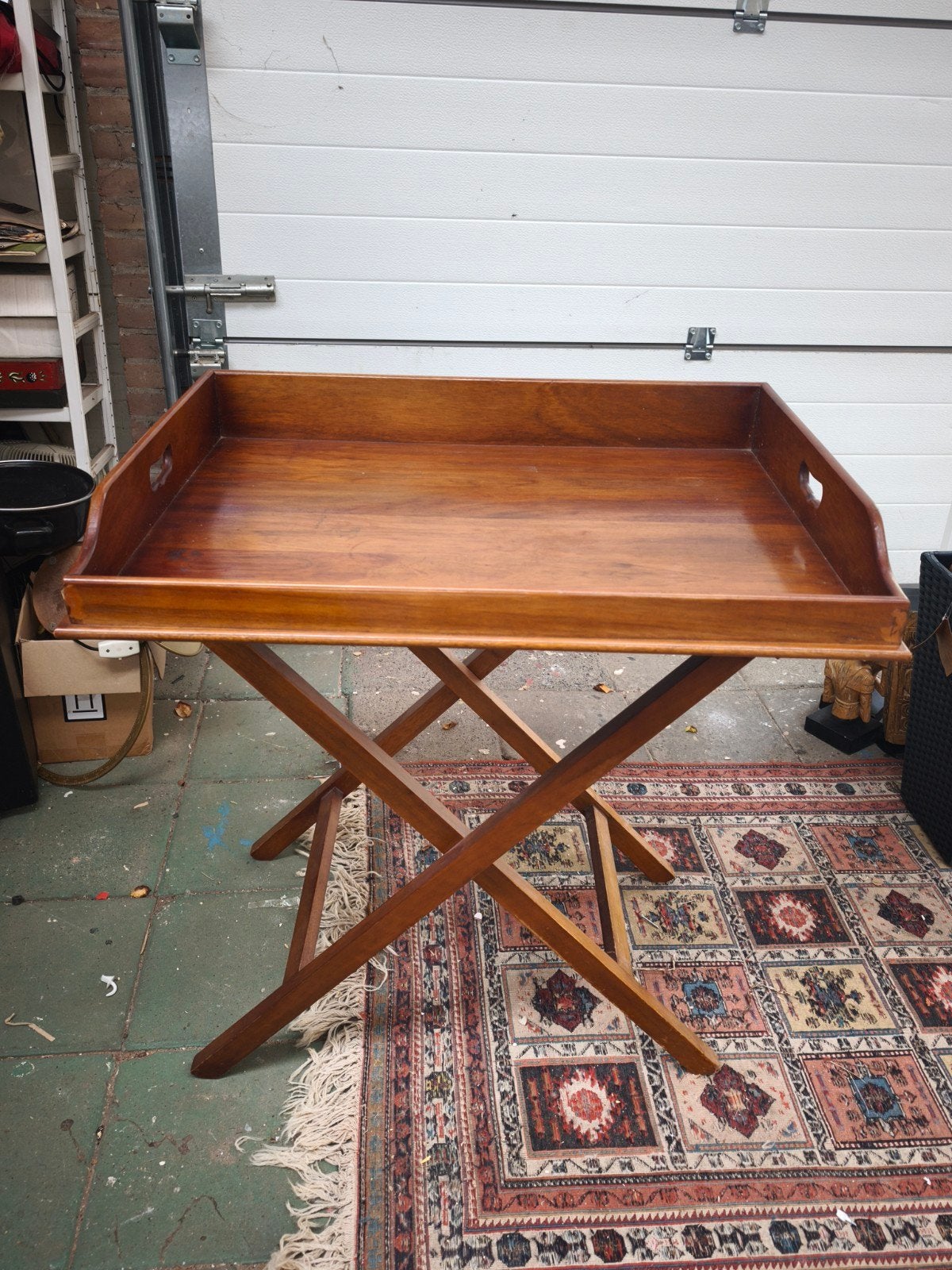 Butler tray table, Ophalen