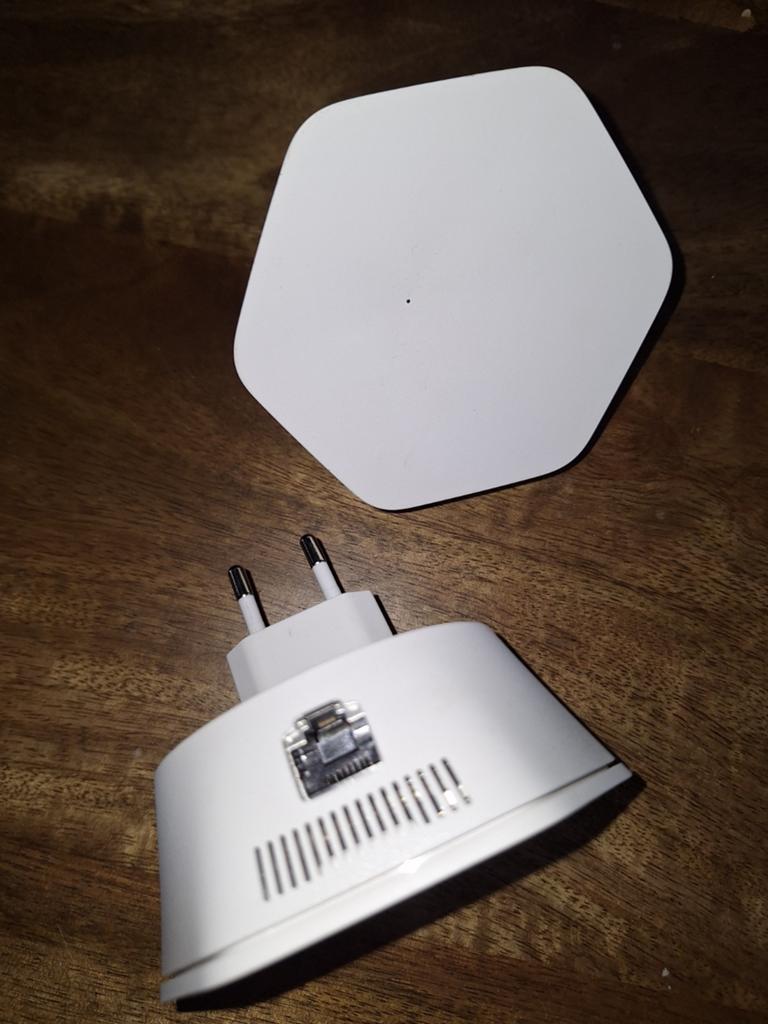 Nieuwe Ziggo Powerline Adapters (2 stuks), Computers en Software, Ophalen, Nieuw, Ziggo