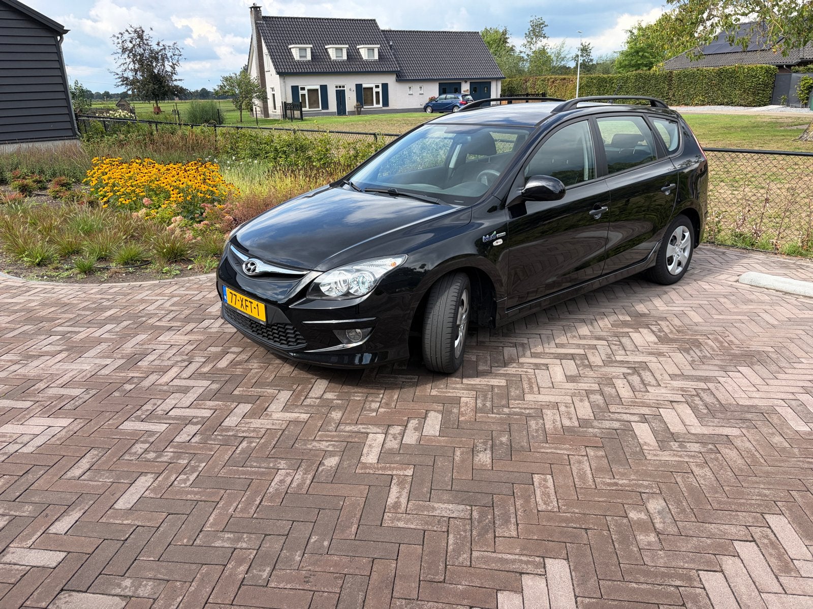 Hyundai i30 1.4 I Cvvt Crosswagon 2012 Zwart, Auto's, Hyundai, Voorwielaandrijving, 4 cilinders, 1396 cc, Zwart