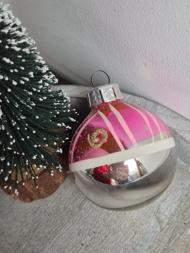 Vintage kerstbal roze zilver 610, *, Gebruikt, *, Ophalen of Verzenden