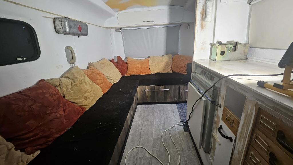Lander Graziella 474, Overige merken, Vast bed, Rondzit, Koelkast
