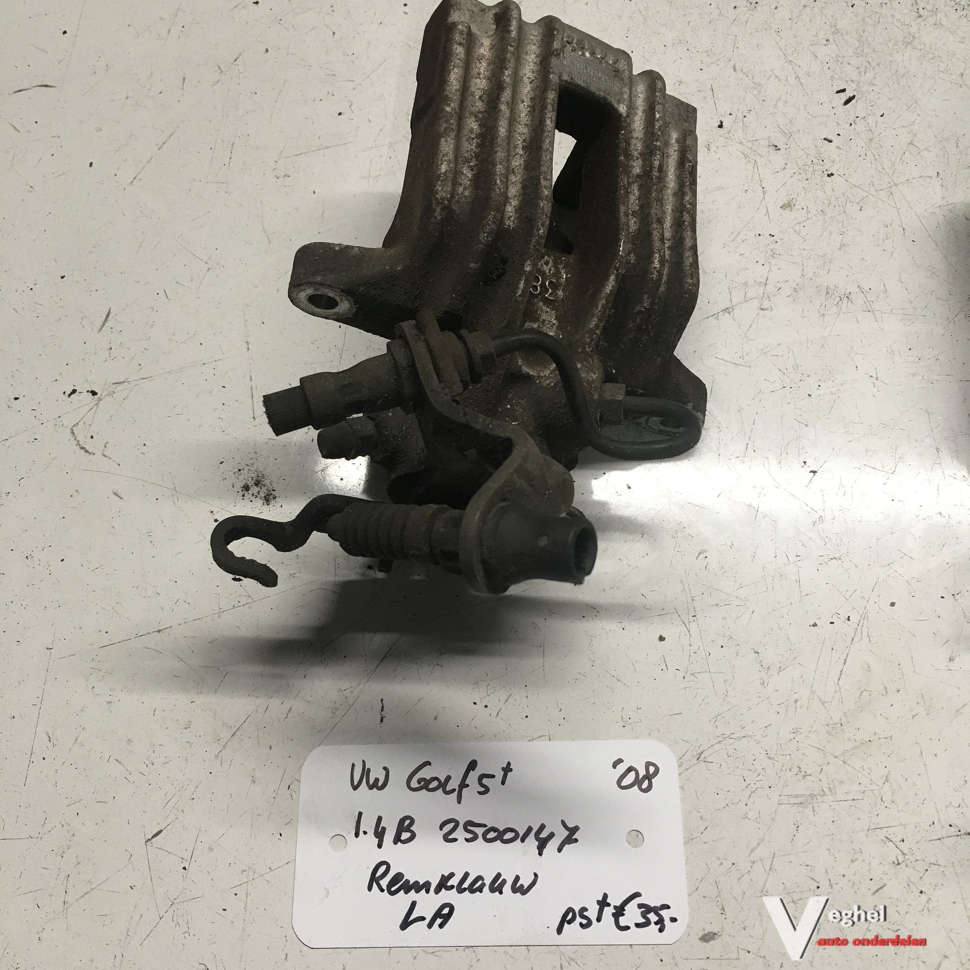 Vw Golf 5 Plus 1.4 B 2008 2500147   Remklauw Linksachter