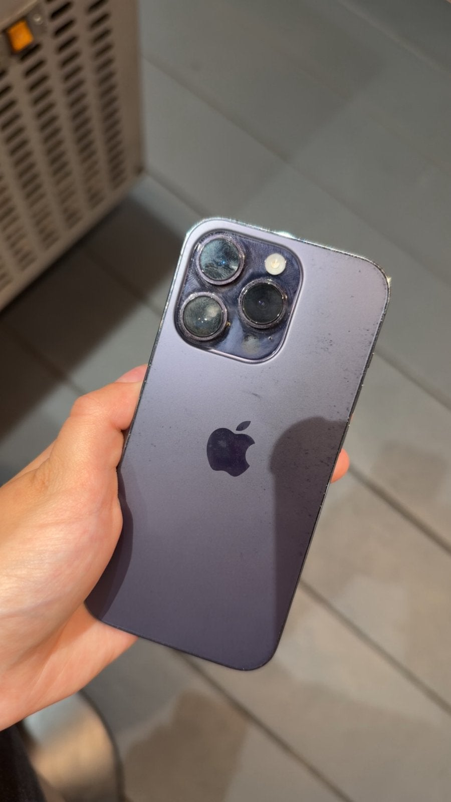 Foto 3 van iPhone 14 Pro Max 256GB Paars - Zo goed als nieuw