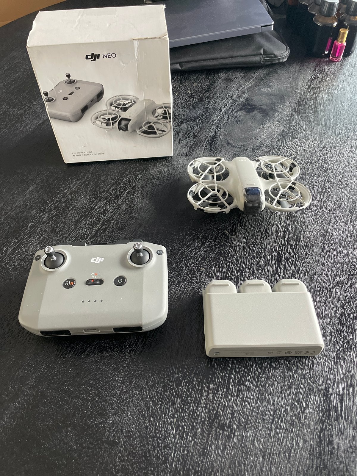 DJI Neo drone, Ophalen of Verzenden, Gebruikt, DJI, Extra accu('s)