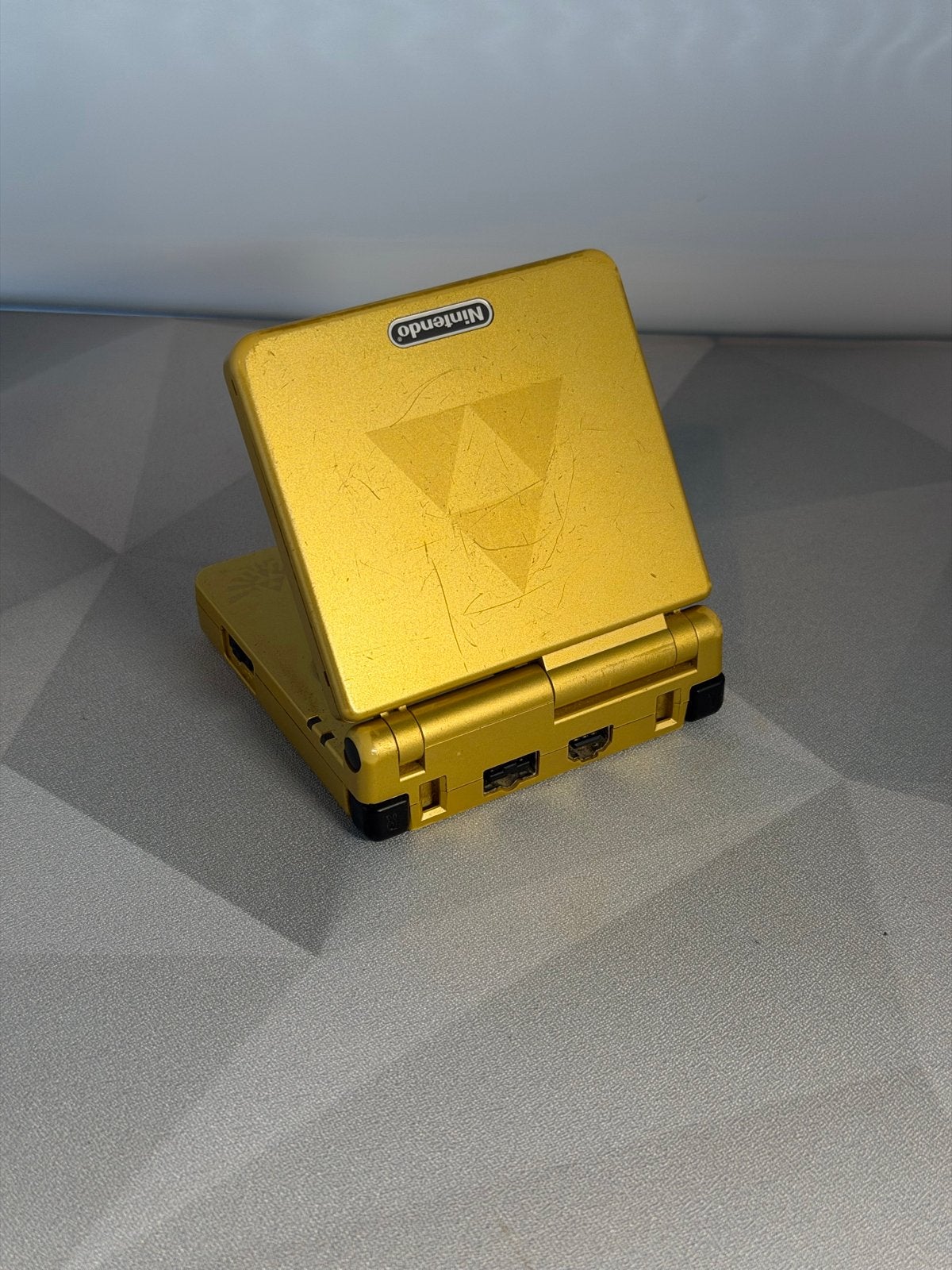 Nintendo Game Boy Advance SP Goud Zelda Edition, Spelcomputers en Games, Games | Nintendo Game Boy, Avontuur en Actie, Gebruikt