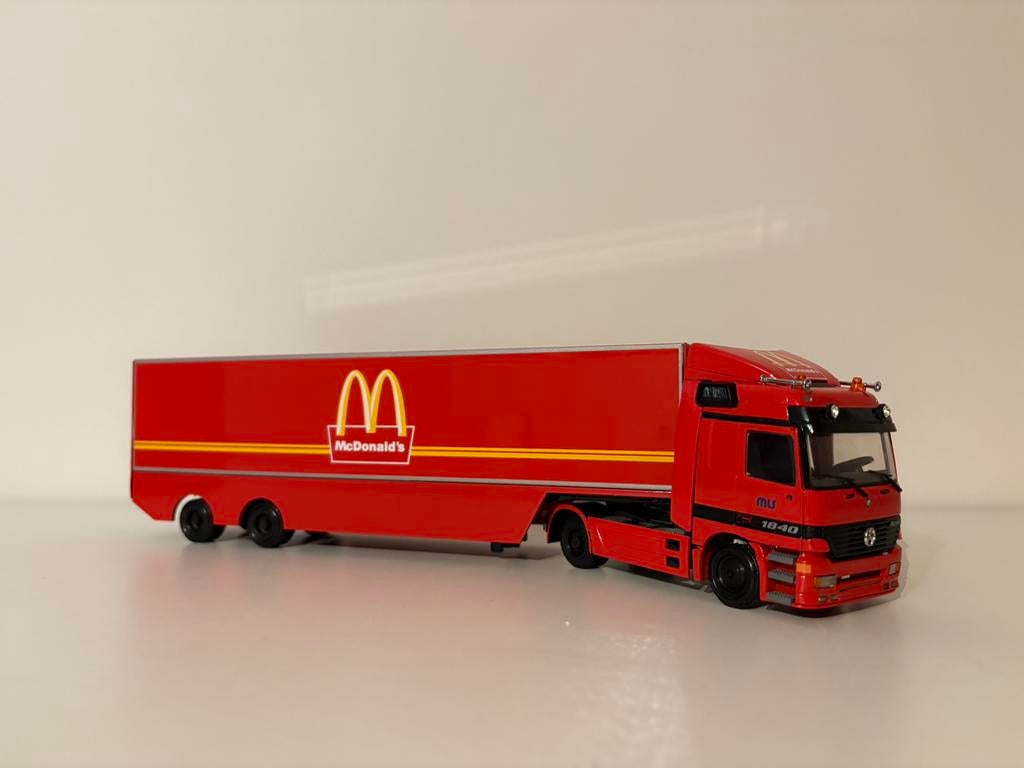 Mercedes Actros Mac Donald’s MLS Tekno, Hobby en Vrije tijd, Modelauto's | 1:50, Ophalen of Verzenden, Zo goed als nieuw, Bus of Vrachtwagen